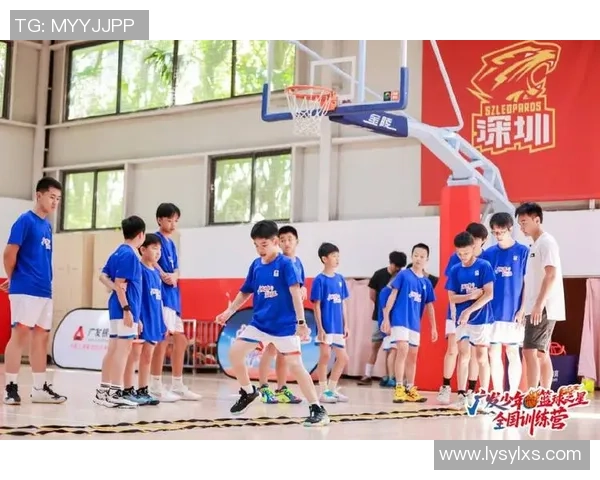 篮球之星闪耀赛场探索全球顶尖球员背后的传奇故事与成就